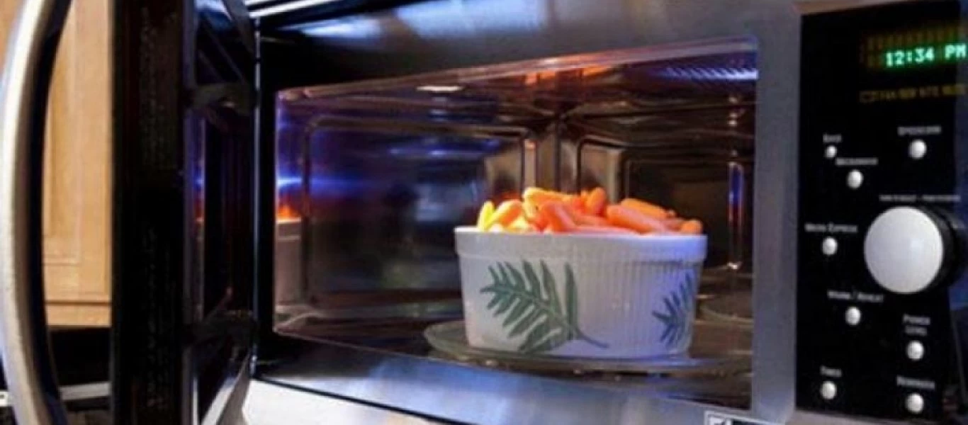 Πέντε λόγοι για να σταματήσετε να χρησιμοποιείτε τον φούρνο μικροκυμάτων!